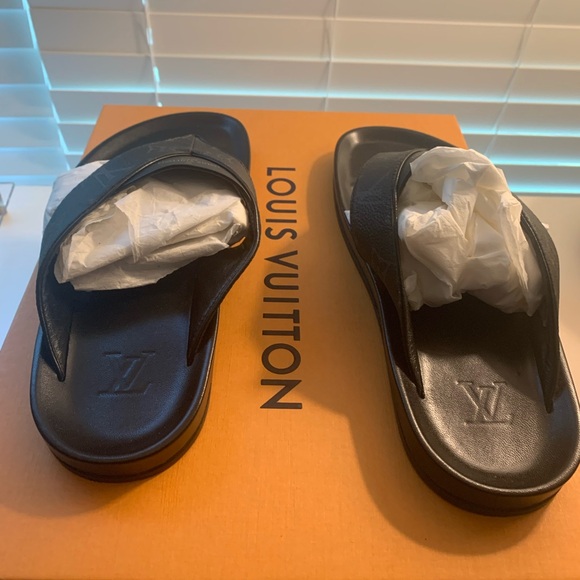 Louis Vuitton MIRABEAU THONG SANDALS - Picture 5 of 14